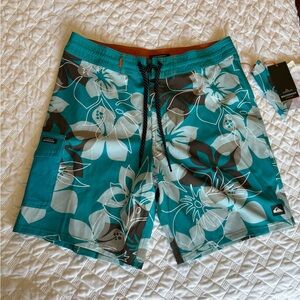 • Quiksilver • NWT Men's Swim Board Shorts Waterman Collection Size 32